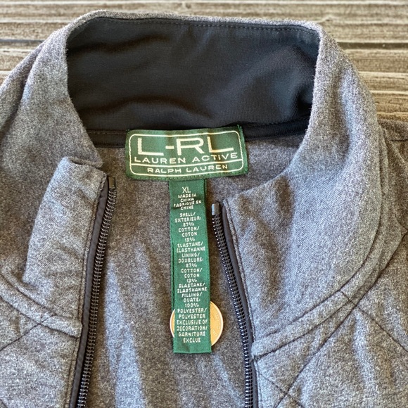 Quilted Mockneck Long Sleeve Full Zip Activewear - Picture 5 of 5